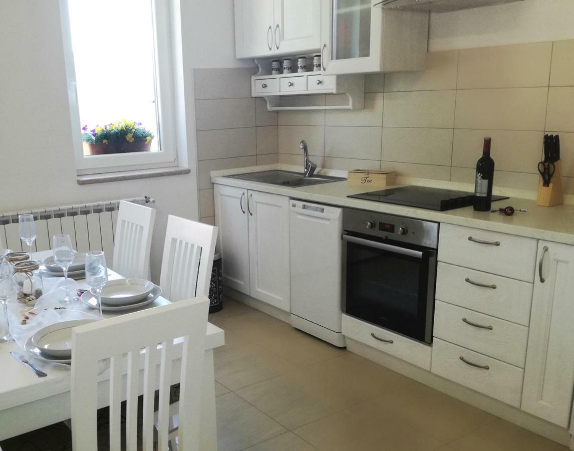 Apartment Luce Pićan Extérieur photo